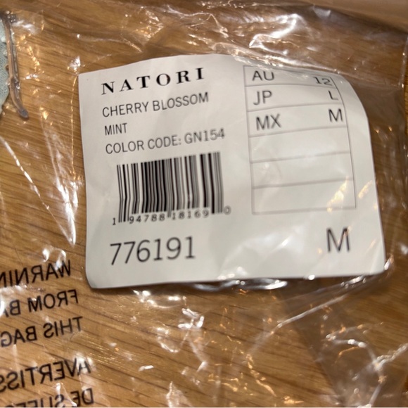 Natori cherry blossom mesh floral panty mint color - Picture 5 of 7